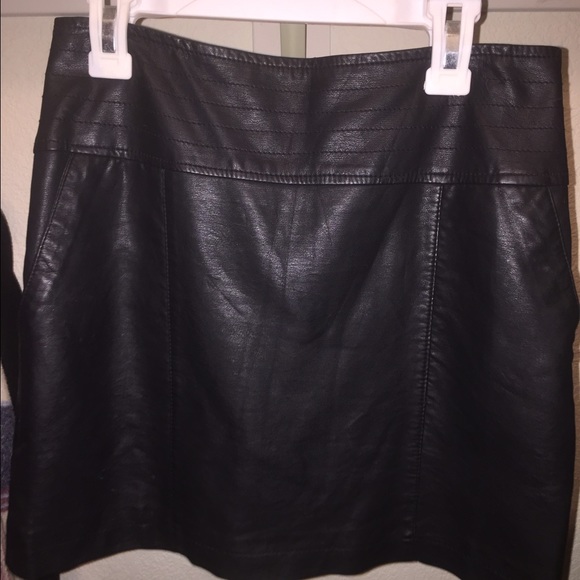Black leather high waste skirt