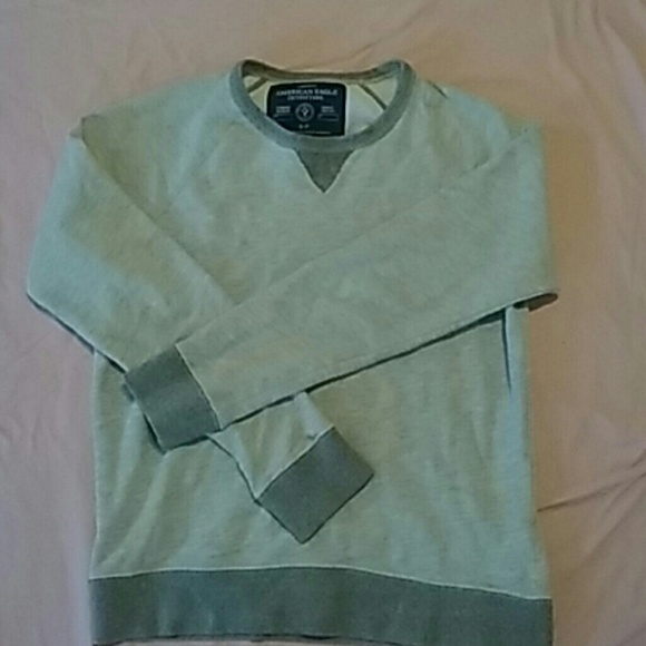 American eagle pullover