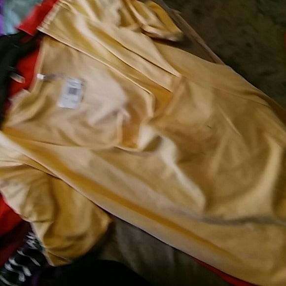 Tops - Picture 2 of 2