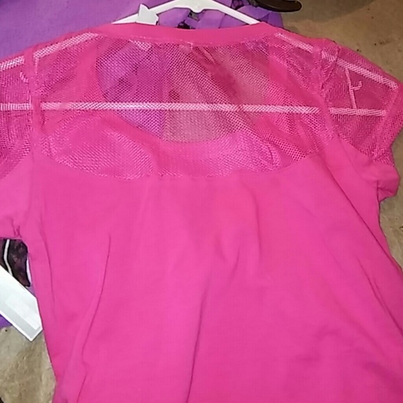 Top - Picture 2 of 3