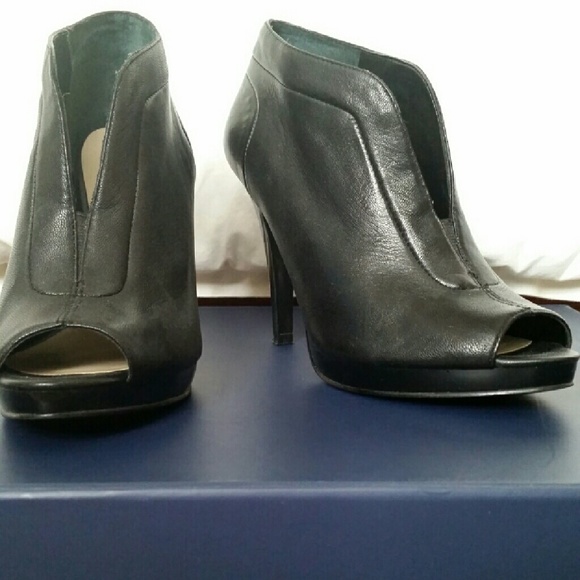 Nine West bootie