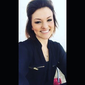 Meet your Posher, Haley