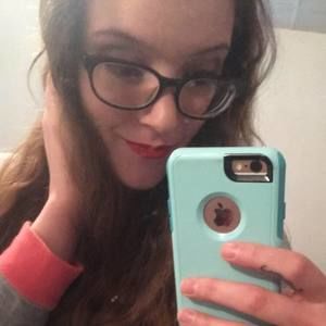 Meet your Posher, Evelyn