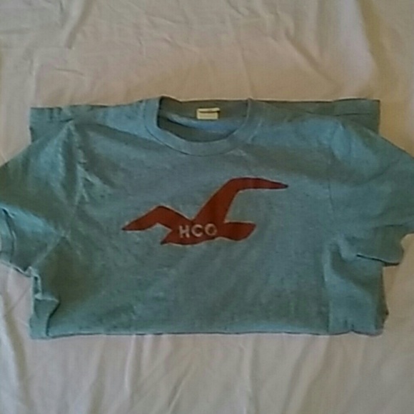 Hollister shirt
