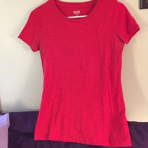 Red shirt sleeve t-shirt