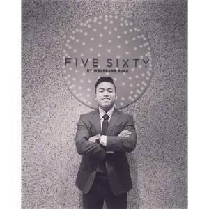 Meet your Posher, Eric khoa