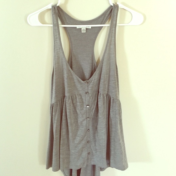 Cute tank top!