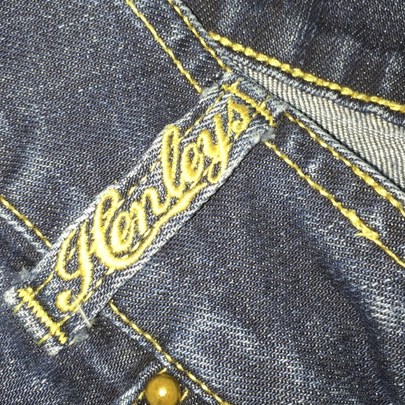 Henleys Low-rise Skinny Jeans - Picture 4 of 4