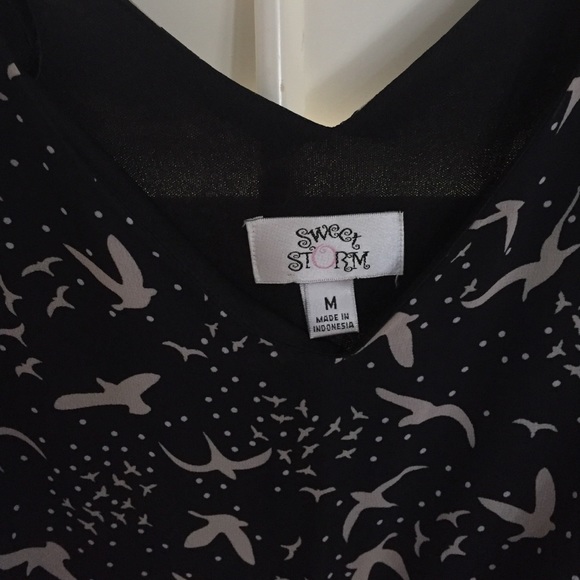 Dress - Picture 3 of 3