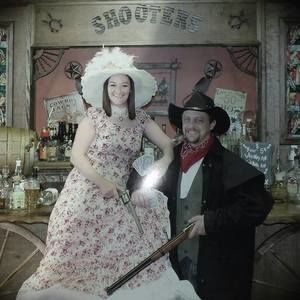 Meet your Posher, Cecilia