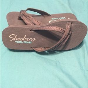 Sketchers Yoga Mat Flops