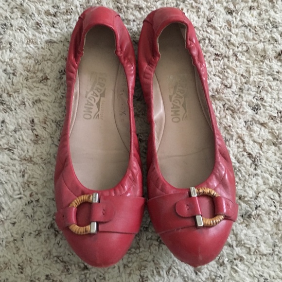 Salvatore Ferragamo 8.5 Pink Flats
