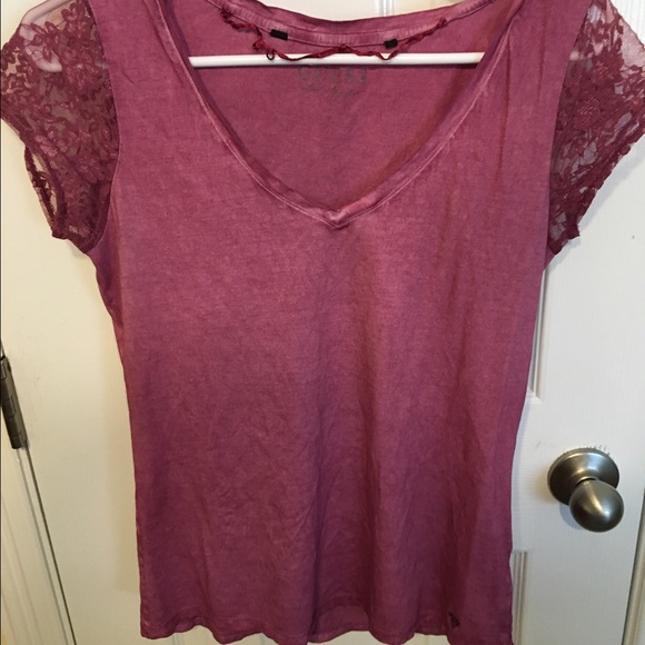 Guess top