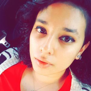 Meet your Posher, Azucena