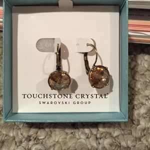 BRAND NEW NEVER WORN SWAROVSKI CRYSTAL