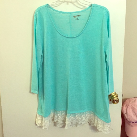 Lace hem tunic!