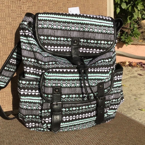 Sold Out. - Picture 4 of 7