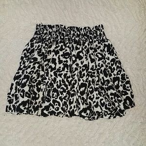 🚫Sold!🚫 Leopard print skirt