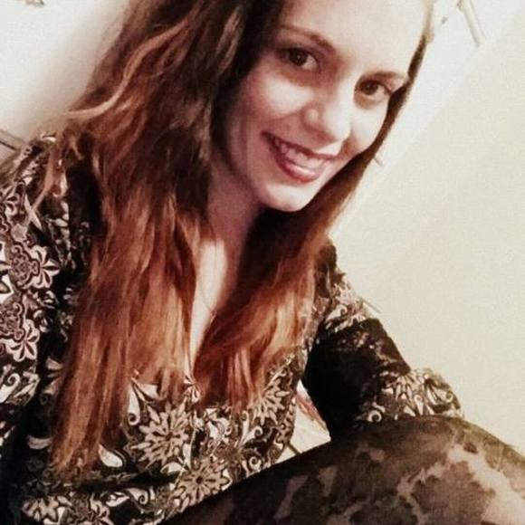 Meet your Posher, Courtney