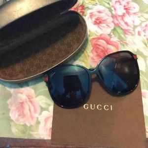 Gucci sunglasses AUTHENTIC