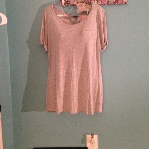 Grey night shirt