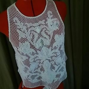 2 Sleeveless Mesh Top