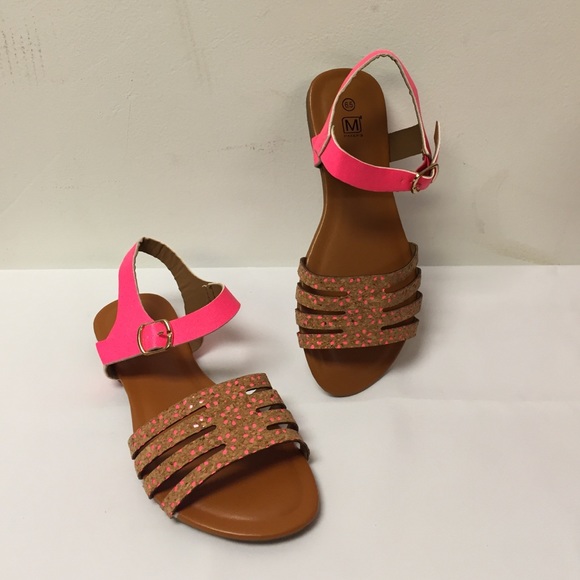 Last Pair Maker’s Neon Pink Sandals - Picture 3 of 3