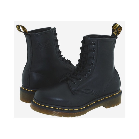 1460 Black Doc Martens