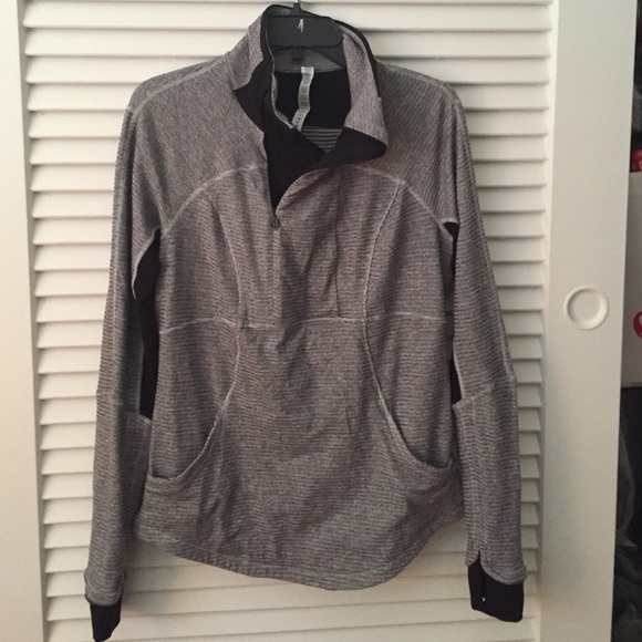 Lululemon half zip thermal pullover