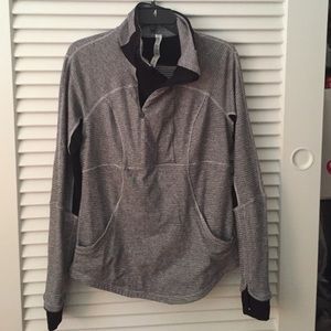 Lululemon half zip thermal pullover
