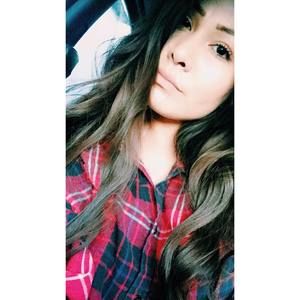 Meet your Posher, Mikala