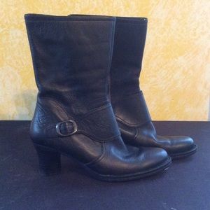 Born Leather Black Boots- practically new!!