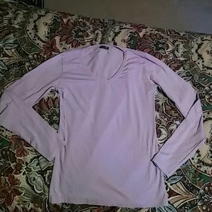 Light purple slim shirt perfect for spring