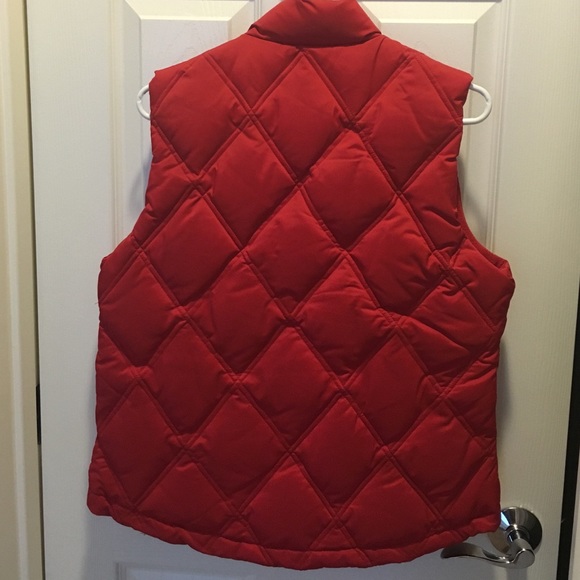 Red Gap puffer vest - Picture 3 of 3