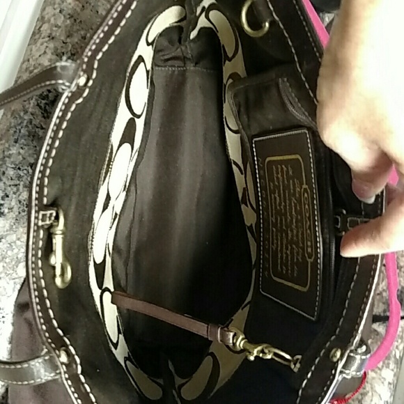 Coach authentic purse - Picture 4 of 4