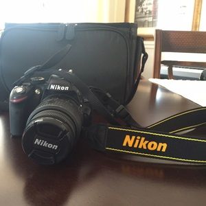 📷NIKON D3200 BUNDLE W/ 2 LENSES
