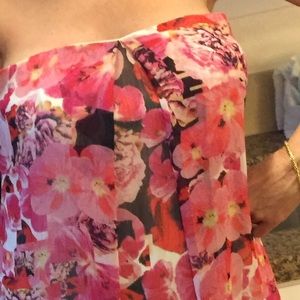 WOW lovely strapless flowered summer dress