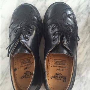 Retro Dr martens black