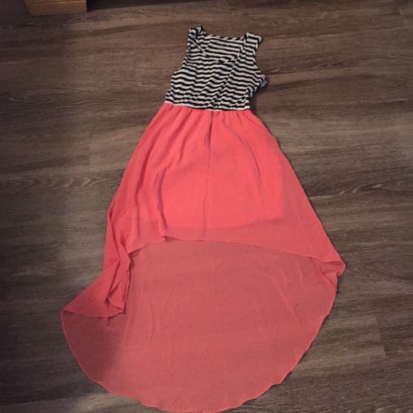 Beautiful symmetrical spring/summer dresss