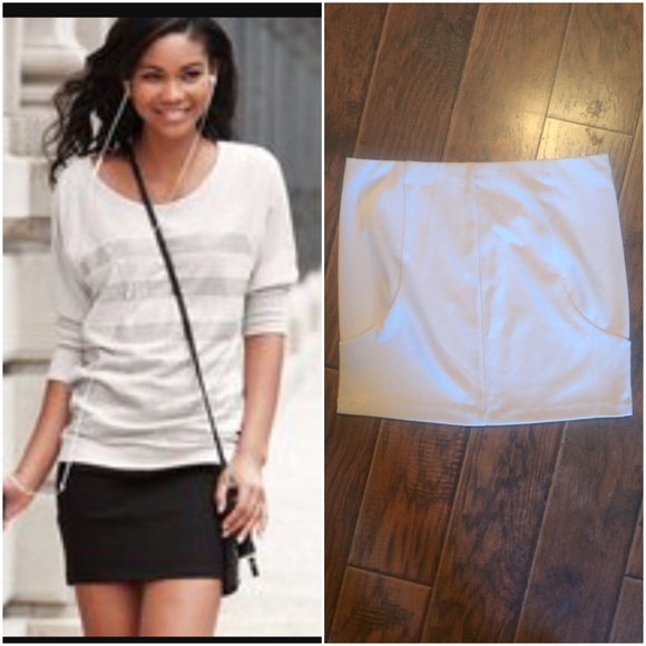 🎄SALE🎄 VS Supermodel Essentials Miniskirt