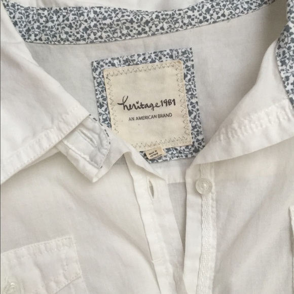 Forever 21 Classic White Button Down - Picture 2 of 2