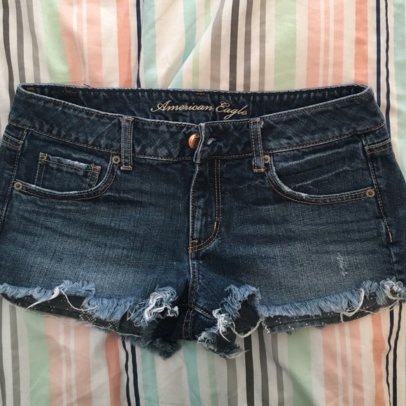 American Eagle dark blue shorts