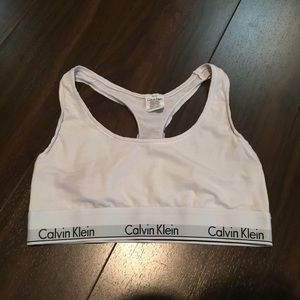Hardly worn who's Calvin Klein sports bra