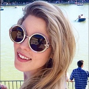 Meet your Posher, Mandy