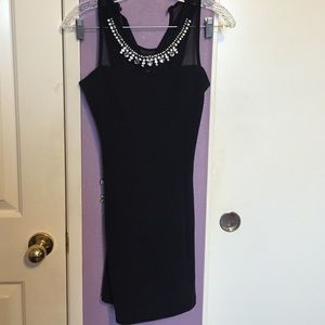 MINI BLACK DRESS