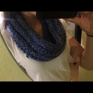 Infinity scarf