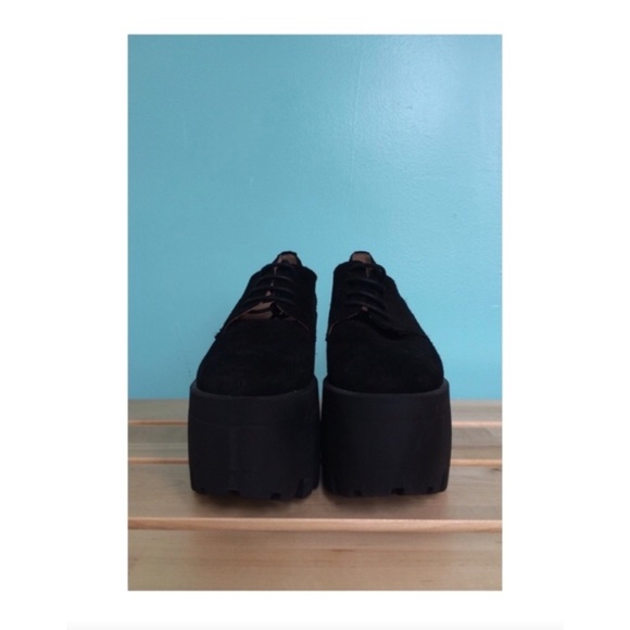 Suede Platform Heels - Picture 2 of 4