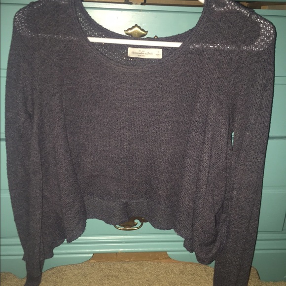 Knitted cropped long sleeve
