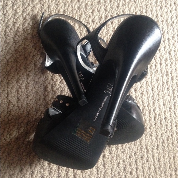 Fancy black INC heels - Picture 3 of 4