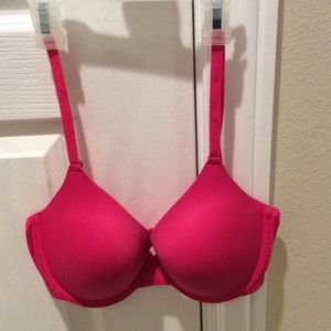 HOT PINK VICTORIA'S SECRET PUSH-UP BRA 36D